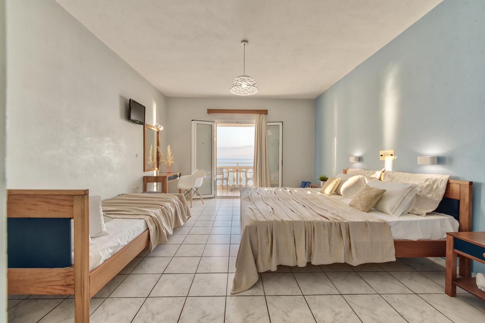 Maria Mare Apart-hotel 3* Argassi