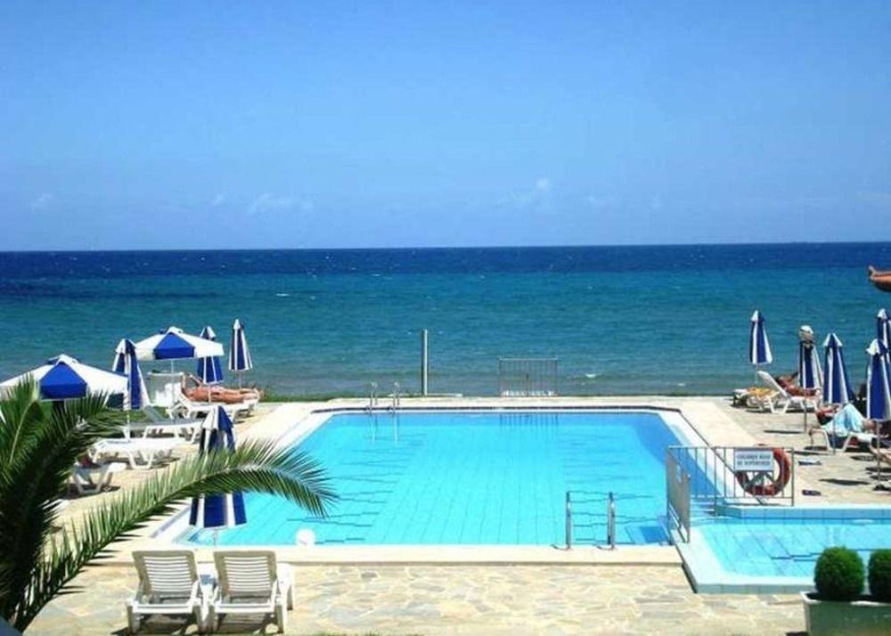 Maria Mare Apart-hotel 3* Argassi
